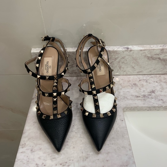 Valentino - Picture 1 of 2